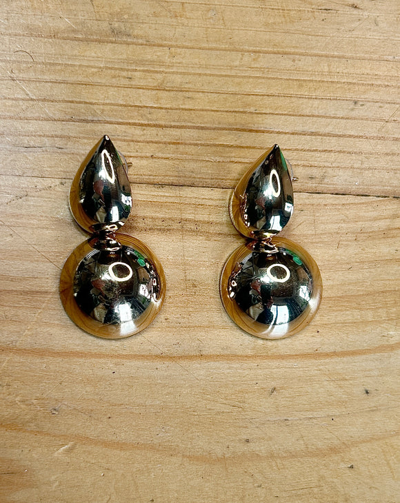 DANGLING TEAR DROP EARRINGS