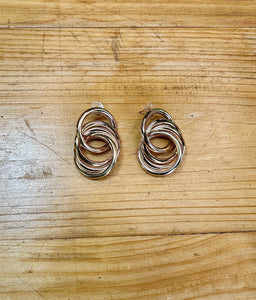 COLLATED HOOP EARRINGS