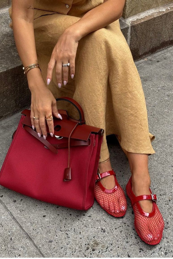 BALLERINA NETTED PUMPS